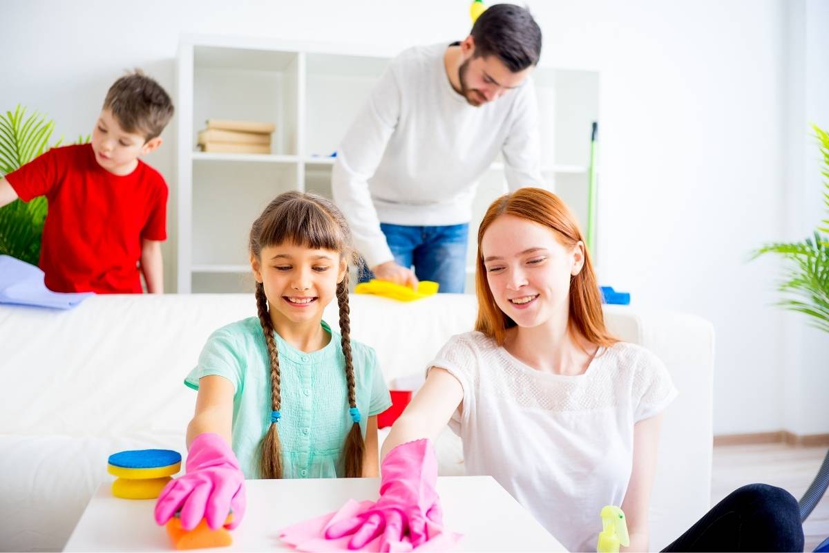 Tips for Creating a Homeschool Cleaning Schedule